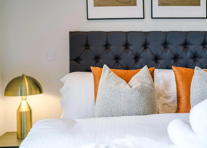 Modern 2br Parking Great Location & Amenities Apartament *