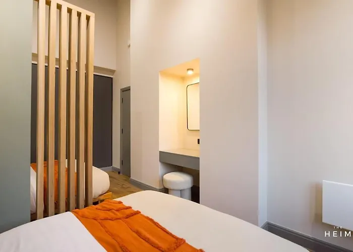 Daire Brooklyn At The Heim Manchester