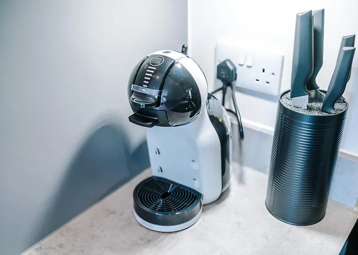 Stylish 1-bed Fast Wi-fi Easy Access To