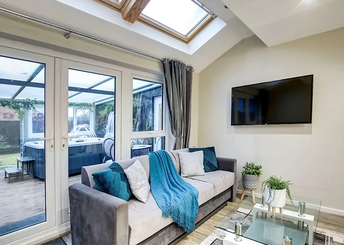 Riverside Villas Holiday home *