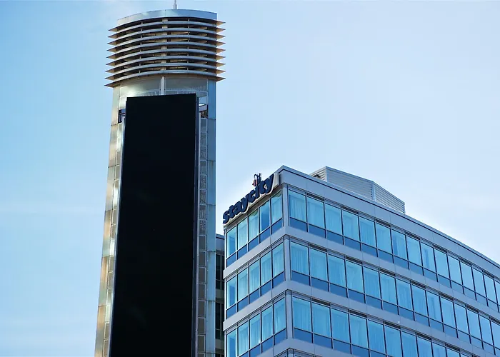 Staycity Piccadilly Apartahotel 4*