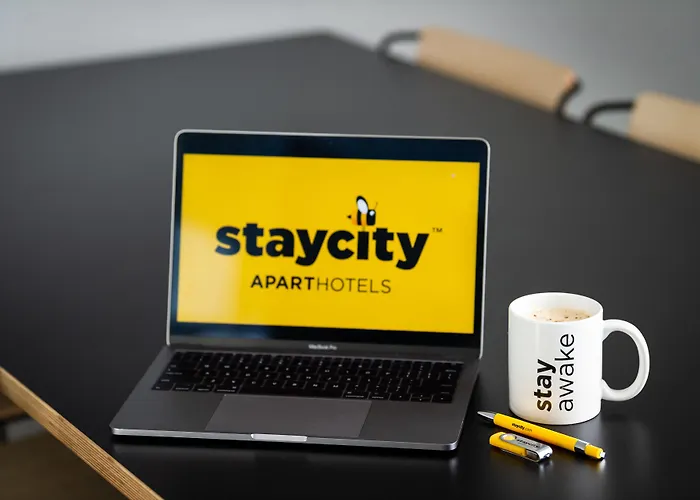 Staycity Piccadilly Apartahotel 4*
