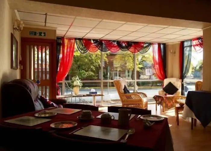 The Fallowfield Hotel 2*