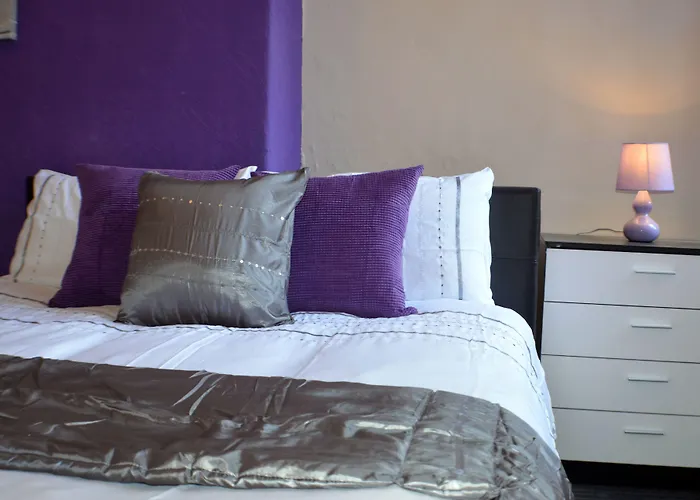 Guest house Birchfields Manchester