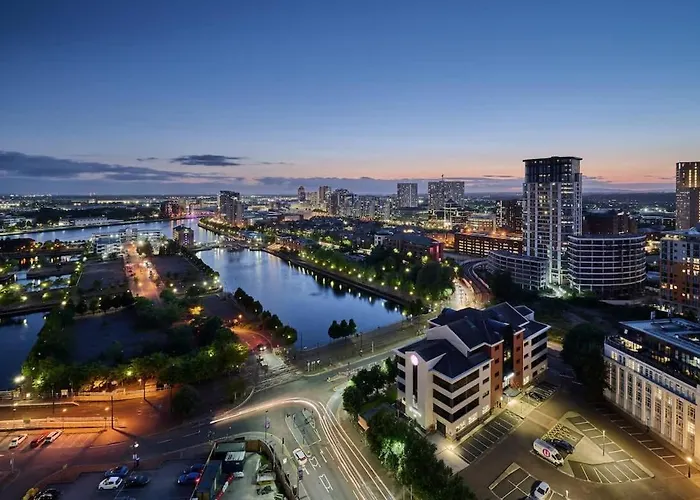 2 Bed Ensuite With Fantastic Night View And Old Trafford Stadium * Манчестер