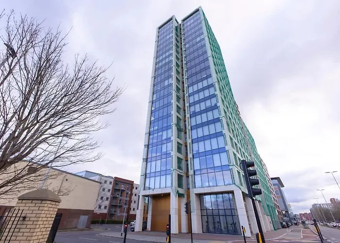 2 Bed Ensuite With Fantastic Night View And Old Trafford Stadium * Manchester