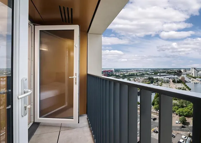 2 Bed Ensuite With Fantastic Night View And Old Trafford Stadium Манчестер