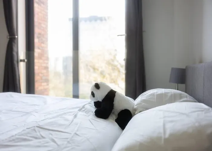 Park View 3 Bed Ensuite Only 5 Min Walk To Arndale * 맨체스터