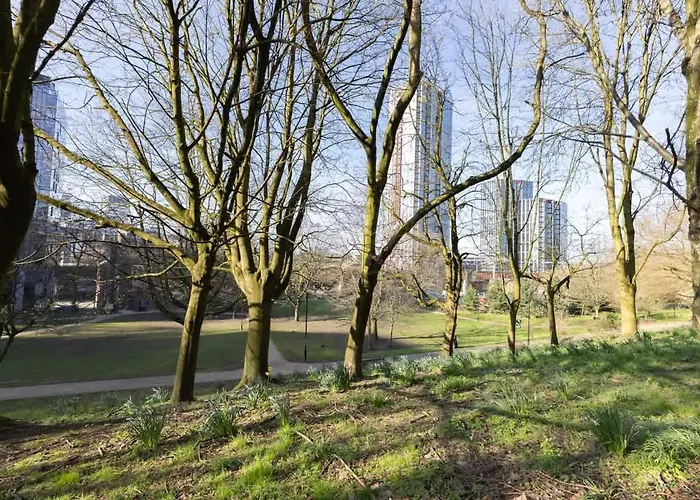 Apartmán Park View 3 Bed Ensuite Only 5 Min Walk To Arndale *