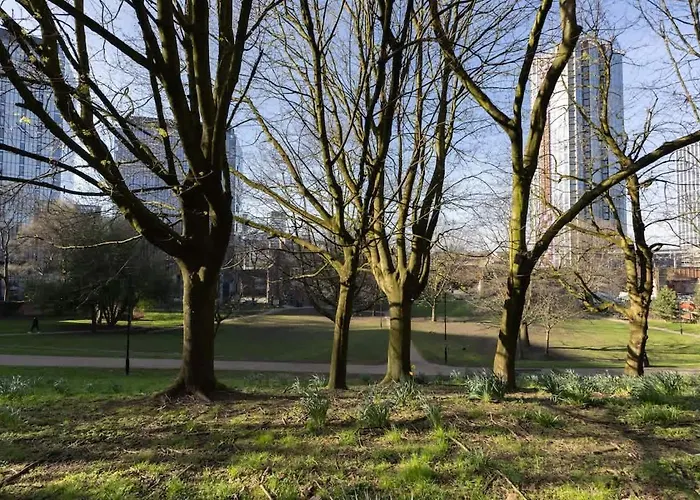 Park View 3 Bed Ensuite Only 5 Min Walk To Arndale Apartmán *