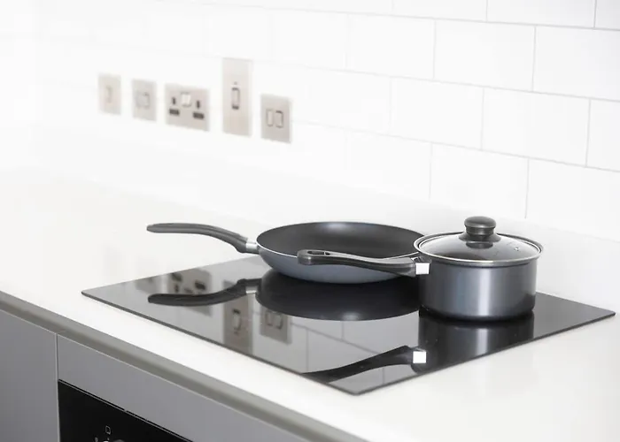 Park View 3 Bed Ensuite Only 5 Min Walk To Arndale * 맨체스터