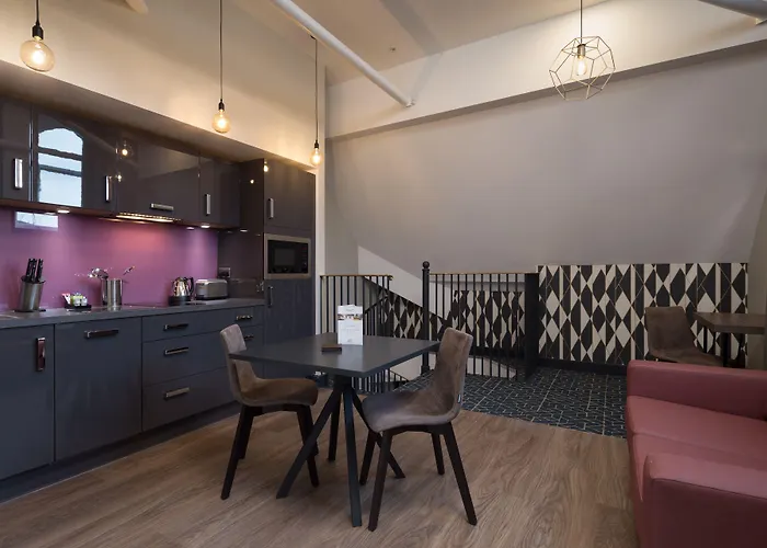 Roomzzz Victoria 4* Μάντσεστερ