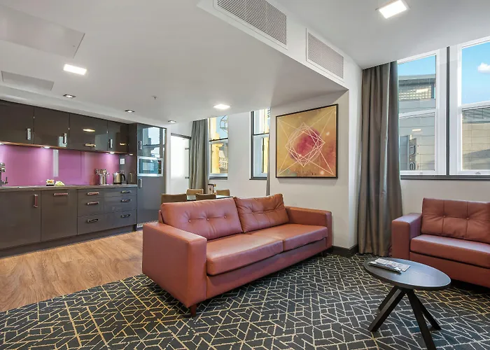 Roomzzz Victoria 4* Μάντσεστερ