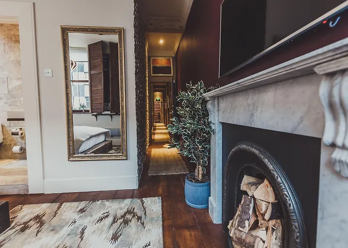 The Cow Hollow Manchester