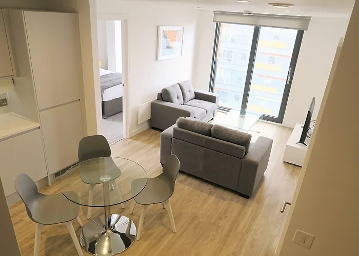 曼彻斯特码头公寓 * 曼彻斯特