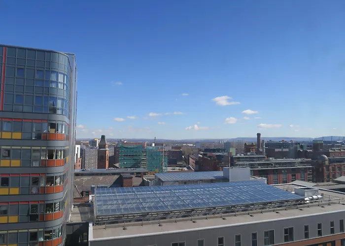 曼彻斯特码头公寓 *