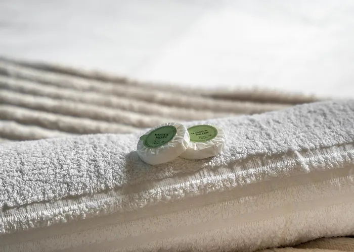 Contractor Near The Centre With Two Free Parking Spaces بيت للعطل