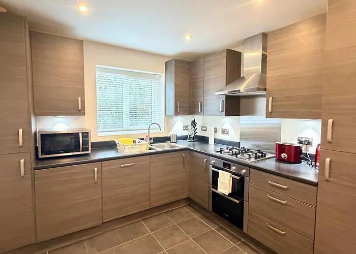 Great House Close To The Arena