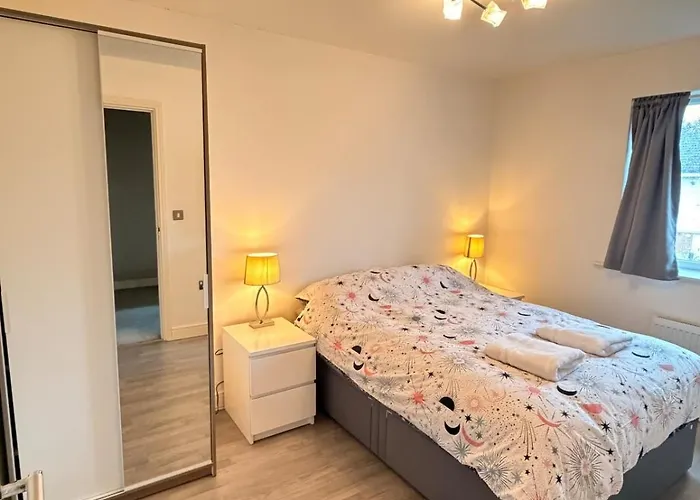 Сasa de vacaciones Great House Close To The Arena