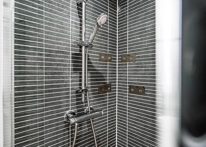 Haven - Coop Live - Etihad - Sleeps 9 - Free Parking Manchester