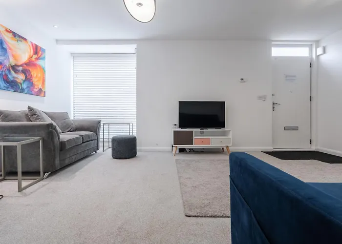 Dom wakacyjny Haven - Coop Live - Etihad - Sleeps 9 - Free Parking