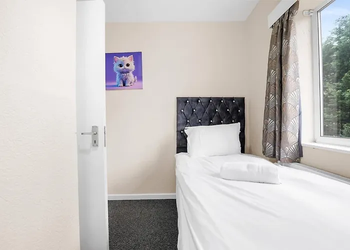 4 Bedroom In Northenden By Superhost Nyaraló