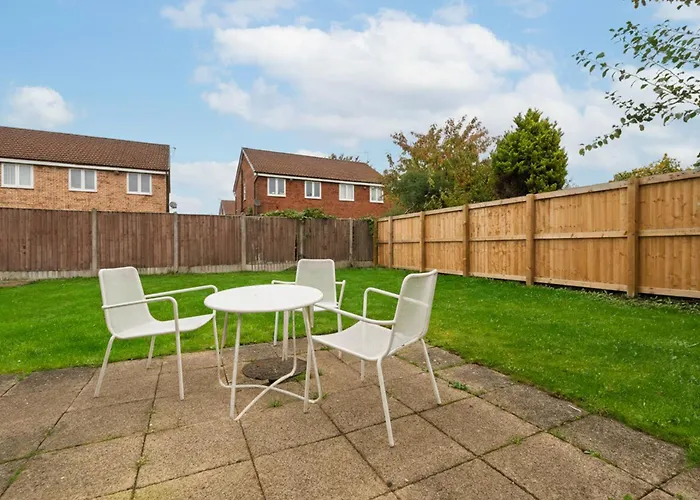 Haven - Coop Live - Etihad - Sleeps 9 - Free Parking