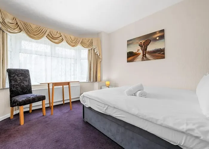 4 Bedroom In Northenden By Superhost Nyaraló