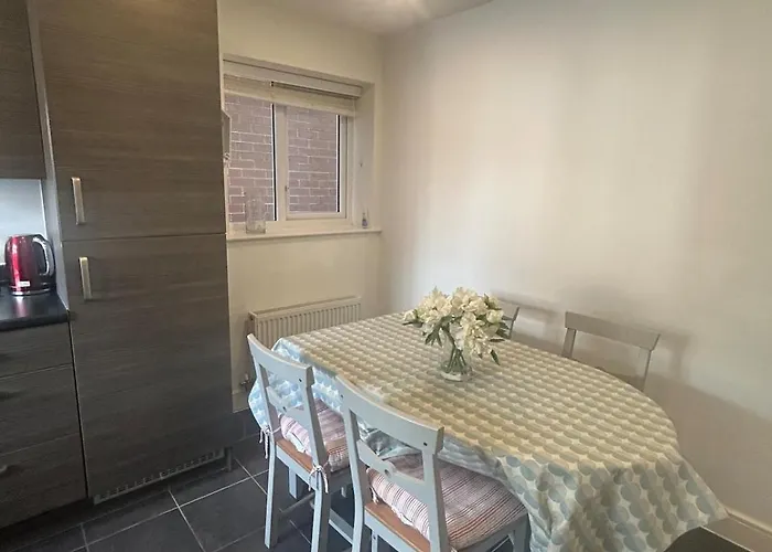 Great House Close To The Arena Vakantiehuis *