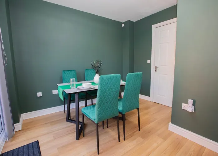 Townhouse Sleeps 14 - Free Parking Dom wakacyjny Manchester