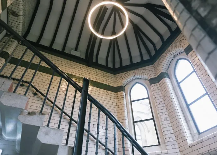 For Students Only - The Chapel In Appartement Manchester