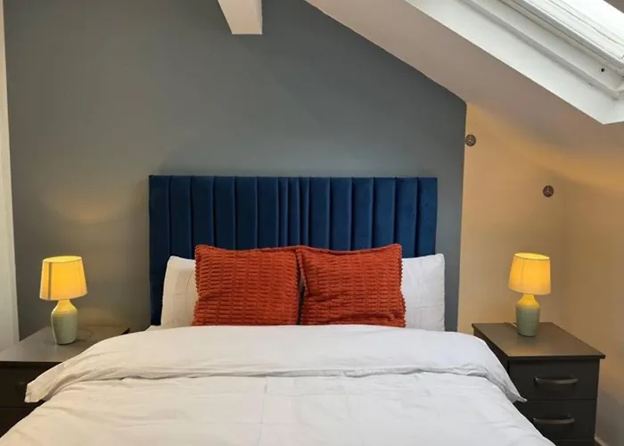 Casa Cove 2br Flat Free Parking, 5 Min To Hospital *