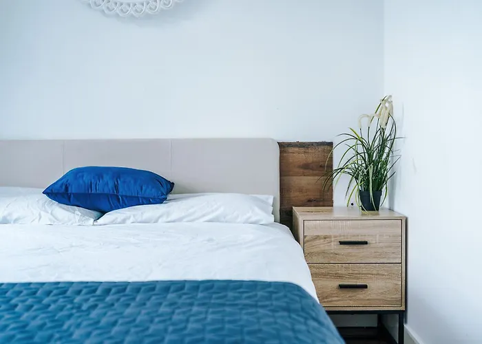 2br Heights Sleeps 7 Parking & Wifi Apartament Manchester