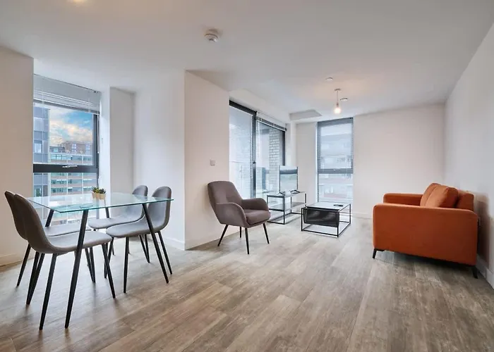 Apartment Joyful Group - Warm 2 Bed Ensuite Near Centre And Old Trafford