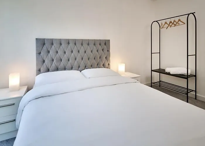 Joyful Management - Riverview 1 Bedroom 10 Min To Centre 맨체스터