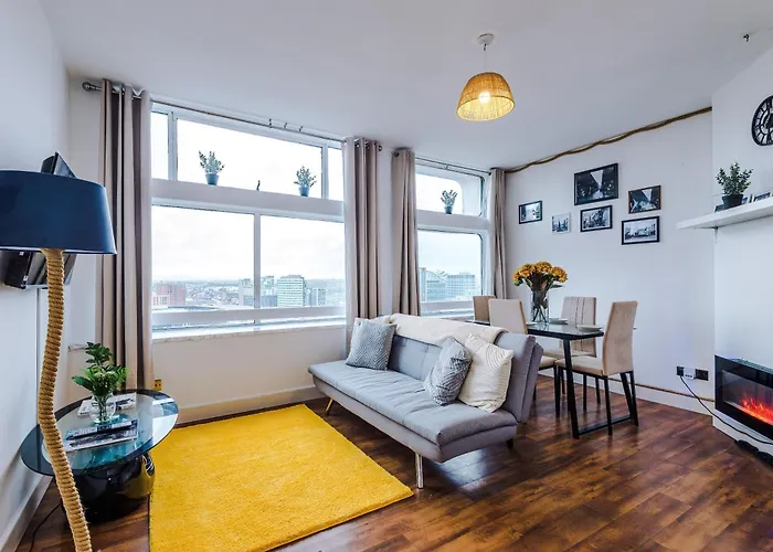 2br Heights Sleeps 7 Parking & Wifi Apartament *