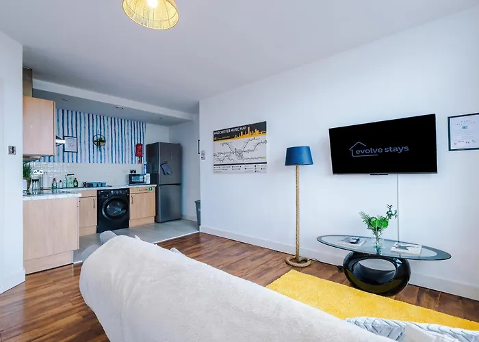 2br Heights Sleeps 7 Parking & Wifi דירה מנצ'סטר