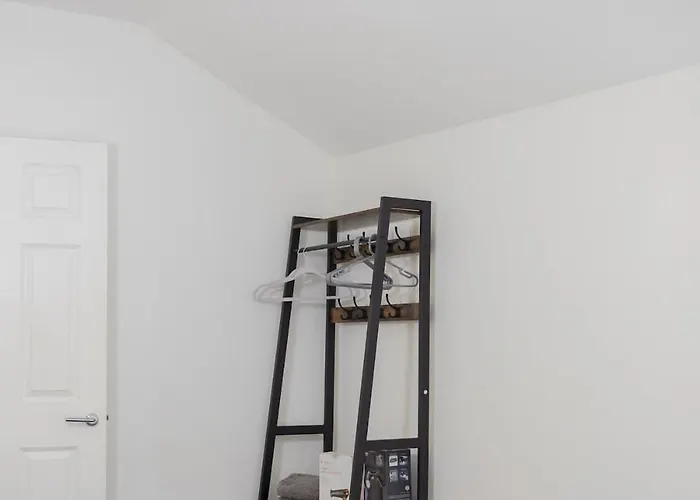 Joyful Management -top Floor With Feel Deco In M16 Apartman *