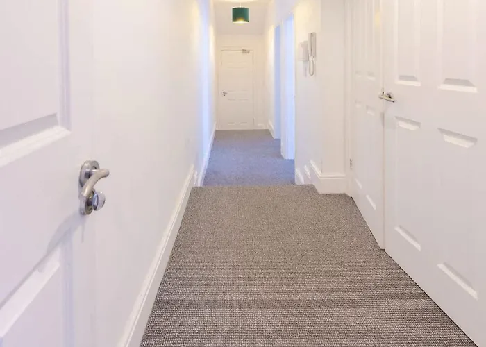 Joyful Management -top Floor With Feel Deco In M16 Apartman *