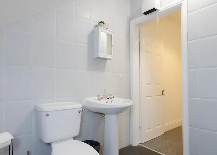 Apartman Joyful Management -top Floor With Feel Deco In M16 Manchester