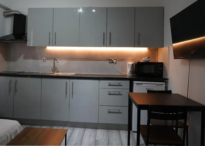 Hills View Apartment Manchester