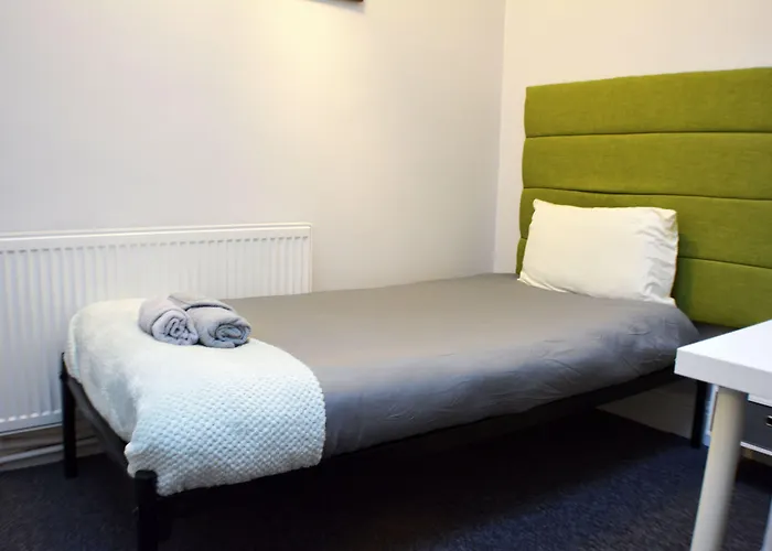 Gorton Mount 2* Manchester