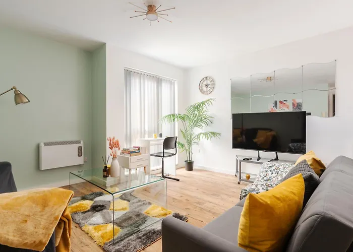Beehive Salford Quays Immaculate 1-bed Flat With Free-parking *