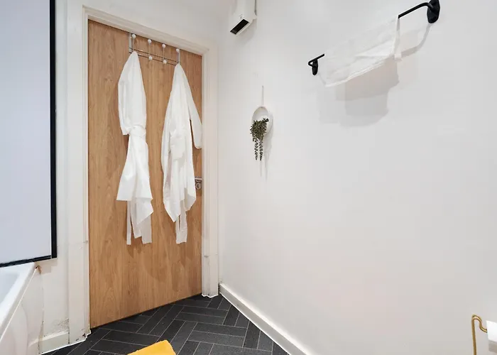 Apartamento Beehive Salford Quays Immaculate 1-bed Flat With Free-parking Mánchester