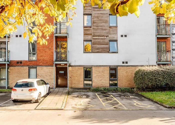 Beehive Salford Quays Immaculate 1-bed Flat With Free-parking