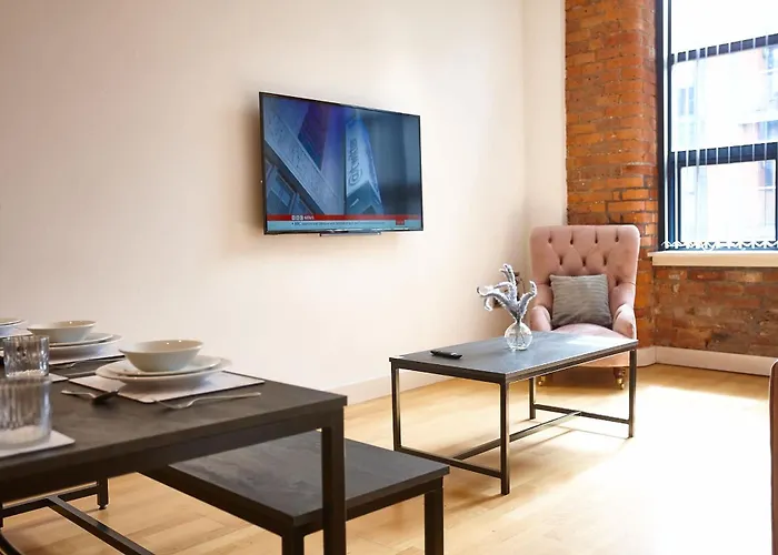 The Carnelian מנצ'סטר