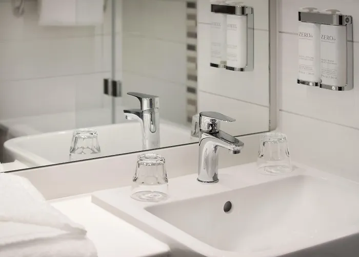 Hotel Leonardo Piccadilly 4*