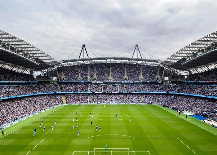 Contractor Stay Near Etihad Stadium & Co-Op Live With Free Parking Manchester
