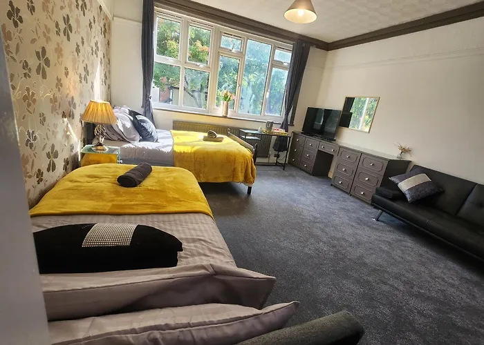 Luxury Free Wifi Old Trafford Homestay szállás *