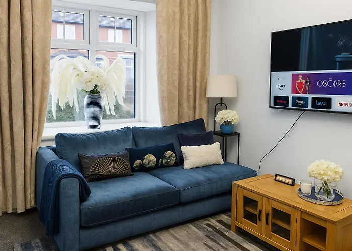 2 Double Bedrooms House, 42 Shrewsbury Road,manchester *